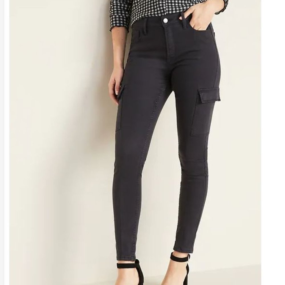 Old Navy Rockstar Super Skinny High Rise Secret Slim Pockets Cargo